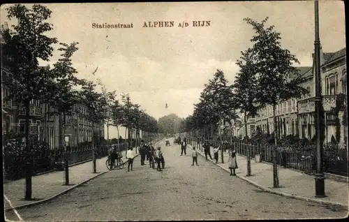 Ak Alphen aan den Rijn Südholland, Stationstraat