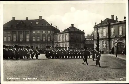 Ak Kjøbenhavn København Kopenhagen Dänemark, Vagtparaden
