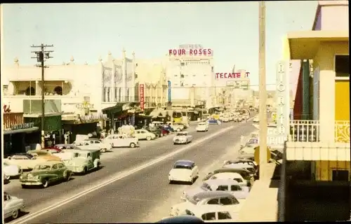 Ak Tijuana Mexiko, Main Street