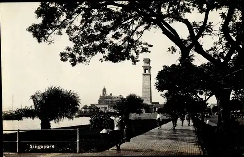 Foto Ak Singapore Singapur, Parkanlagen, Promenade, Turm