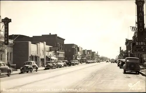 Foto Ak Alamosa Colorado USA, Business District, looking East