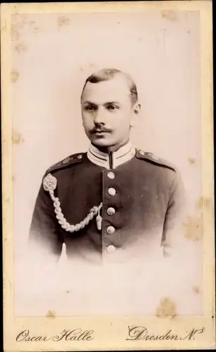 CdV Deutscher Soldat in Uniform, Portrait, Schützenschnur