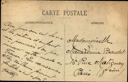 Ak Afrique Occidentale Francaise, Dans un Village