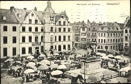 Ak Düsseldorf am Rhein, Marktplatz mit Rathaus