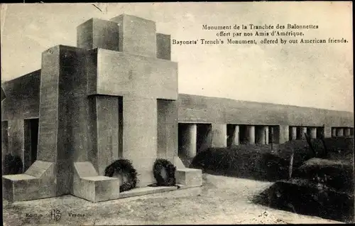 Ak Doaumont Vaux Meuse, Monument de la Tranchee des Baionettes, Amis d'Amerique