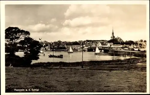 Ak Kappeln an der Schlei, Blick auf die Stadt, Boote auf dem Wasser