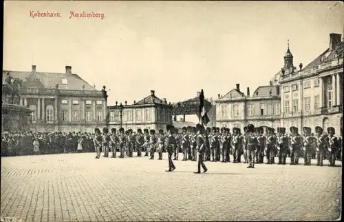 Ak København Kopenhagen Dänemark, Amalienborg, Schloss, Parade