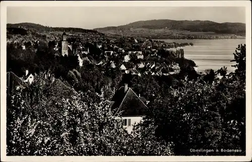 Ak Überlingen am Bodensee, Ortsansicht, Kirche, Panorama
