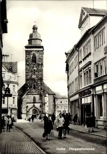 Ak Gotha in Thüringen, Margarethenkirche, Passanten