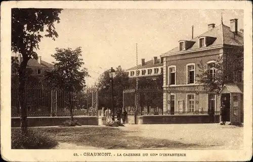 Ak Chaumont Haute Marne, La Caserne du 109e d'Infanterie, Kaserne