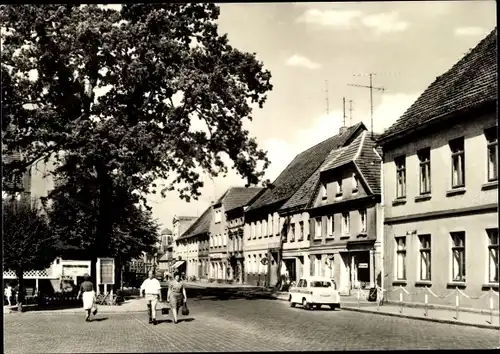 Ak Röbel an der Müritz, Straße des Friedens