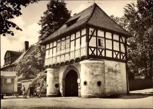 Ak Arnstadt in Thüringen, Fischtor, Außenansicht, Lieferwagen