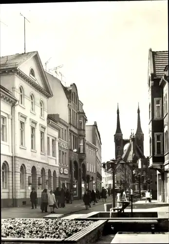 Ak Köthen in Anhalt, Fußgängerbereich, Altstadt, Stadtkirche, Holzmarkt