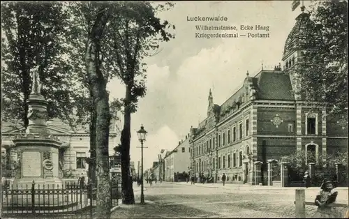 Ak Luckenwalde, Wilhelmstr, Ecke Haag, Kriegerdenkmal