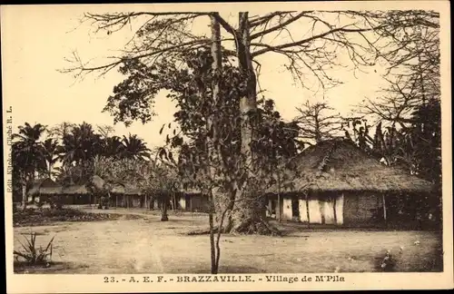Ak Brazzaville Französisch Kongo, Village de M'Pila