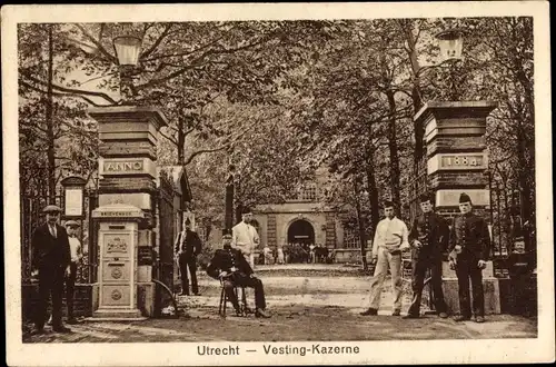 Ak Utrecht Niederlande, Vesting Kazerne, Kaserne, niederländische Soldaten