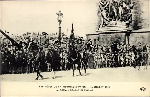 Ak Paris, Fetes de la Victoire 14 Juillet 1919, Défilé, Général Pershing