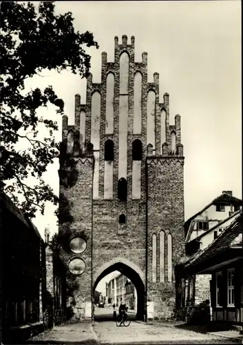 Ak Neubrandenburg in Mecklenburg, Stargarder Tor