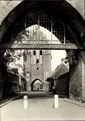 Ak Neubrandenburg in Mecklenburg, Stargarder Tor