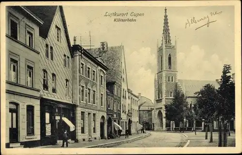 Ak Eupen Wallonien Lüttich, Klötzerbahn, Straßenpartie, Kirche