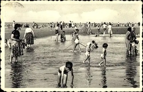 Ak Oostduinkerke Koksijde Westflandern, Bains, Strandszene mit Menschen