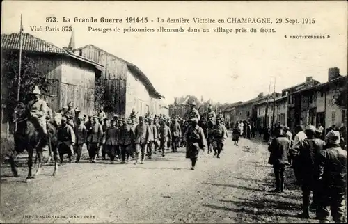 Ak Guerre 1914, La dernière Victoire en Champagne, 29 Sept 1915, Prisonniers