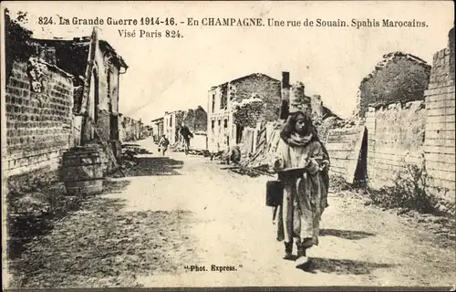 Ak Souain Marne, Une rue de Souain, Spahis Marocains