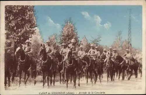 Ak Sissonne Aisne, Camp, Arrivée de la Cavalerie