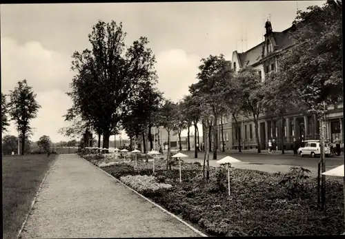 Ak Dessau in Sachsen Anhalt, An der Friedrich Engels Straße