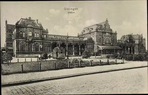 Ak Groningen Niederlande, Station, Bahnhof, Straßenbahn