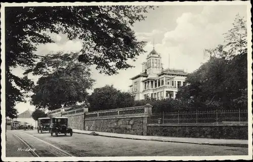 Ak Hvidere Dänemark, Straßenpartie mit Autos