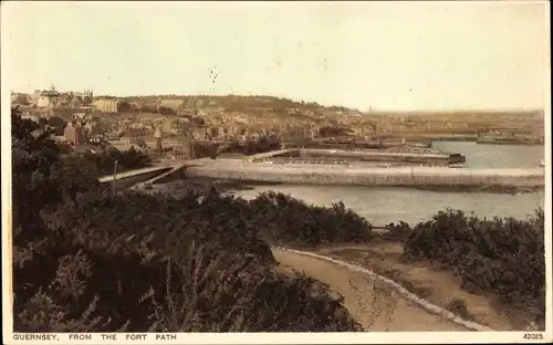Ak Kanalinsel Guernsey, From the Fort Path