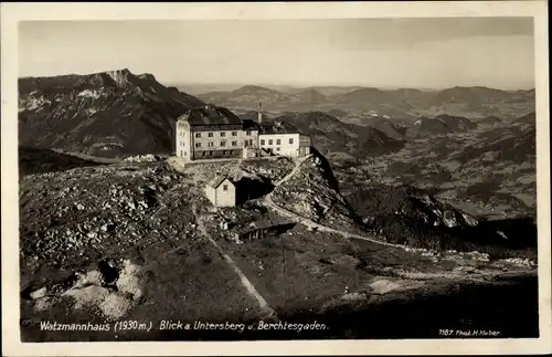 Ak Berchtesgaden in Oberbayern, Watzmannhaus mit Blick auf Untersberg u. Berchtesgaden