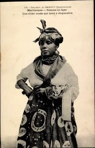 Ak Martinique, Femme en Jupe