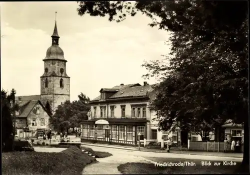 Ak Friedrichroda im Thüringer Wald, Blick zur Kirche