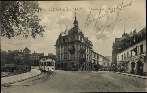 Ak Neustadt an der Haardt Neustadt an der Weinstraße, Partie beim Hotel Löwen, Straßenbahn 3