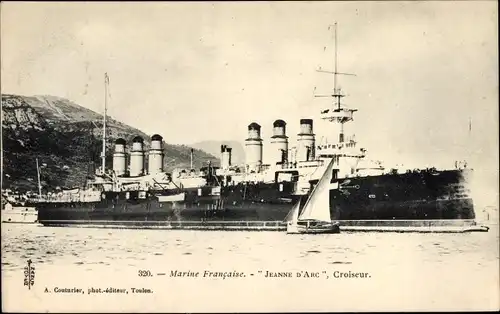 Ak Französisches Kriegsschiff, Croiseur Jeanne D'Arc