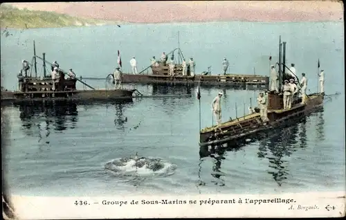 Ak Französisches U Boot, Groupe de Sous Marins se preparant a l'appareillage