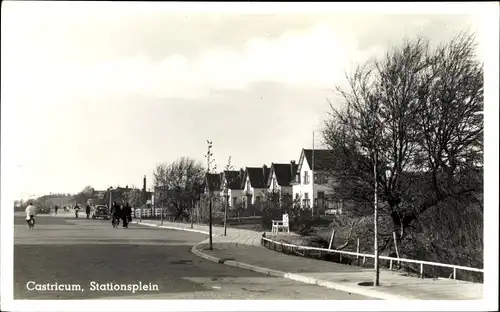 Ak Castricum Nordholland Niederlande, Stationsplein