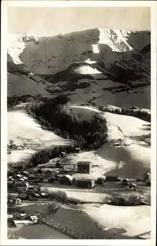 Ak Megève Haute Savoie, Le village et la Chaine du Joly