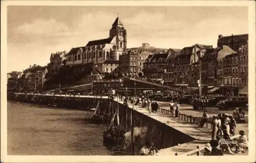 Ak Le Tréport Seine Maritime, les Quais