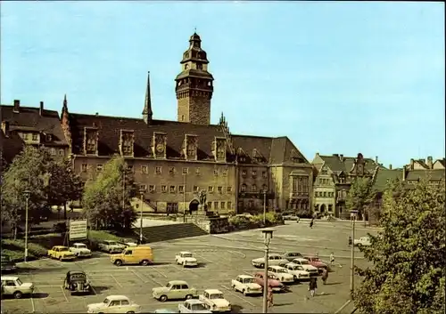 Ak Zeitz im Burgenlandkreis, Rathaus am Friedensplatz, Parkplatz, Autos