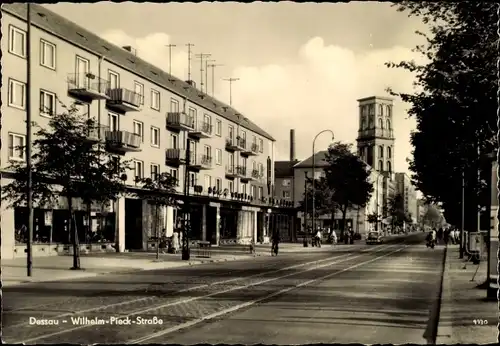 Ak Dessau in Sachsen Anhalt, Wilhelm Pieck Straße