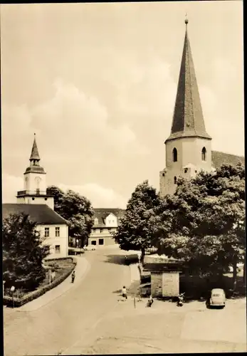 Ak Hohenmölsen im Burgenlandkreis, Altmarkt, Kirche