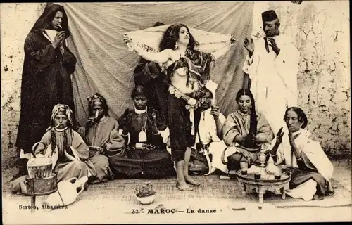 Ak Marokko, la Danse du Foulard, arabische Tänzerin, Busen