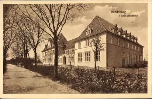 Ak Rendsburg in Schleswig Holstein, Volkshochschule, Straßenpartie