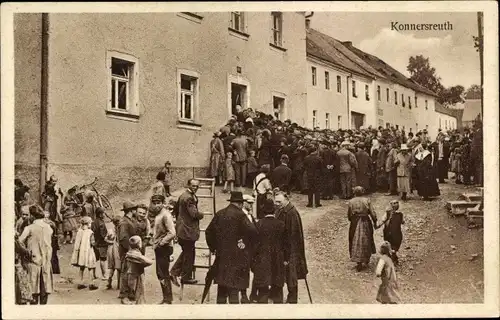 Ak Konnersreuth in der Oberpfalz, Straßenpartie