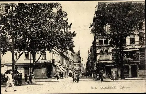 Ak Koblenz in Rheinland Pfalz, Lohrstraße, Zigarrenladen, Passanten