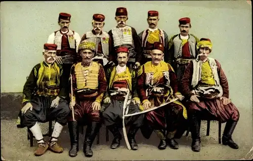 Ak Trebinje Bosnien Herzegowina, Serdaren, Männer in Trachten