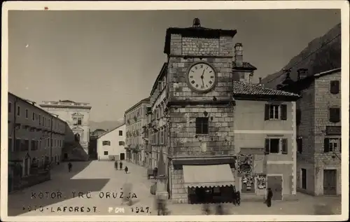 Foto Ak Kotor Cattaro Montenegro, Trg Oruzja